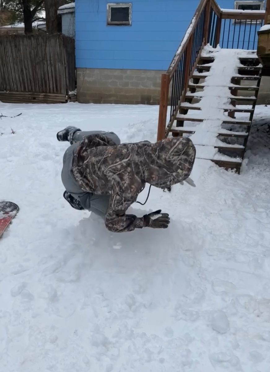 smallbrooklynn_14685_25330663_01_9_25 sledding